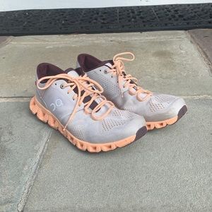 Silver and Almond On Cloud X Training Shoe Women’s Size 8.5